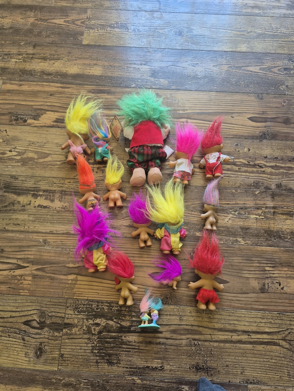 Vintage Troll Lot Mostly Russ Brand - Picture 2 of 2
